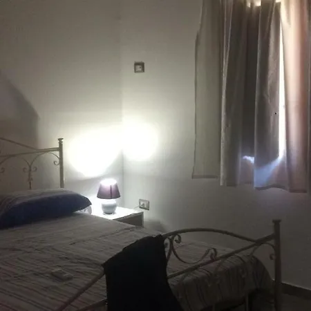 Casa Indipendente Con Accesso Diretto Al Mare