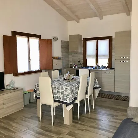 Casa Indipendente Con Accesso Diretto Al Mare