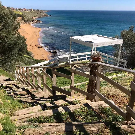 Casa Indipendente Con Accesso Diretto Al Mare Ovile la Marina