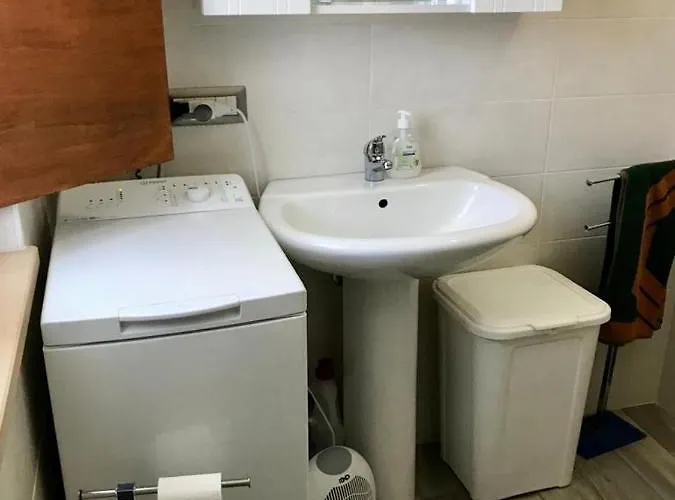 Casa Indipendente Con Accesso Diretto Al Mare