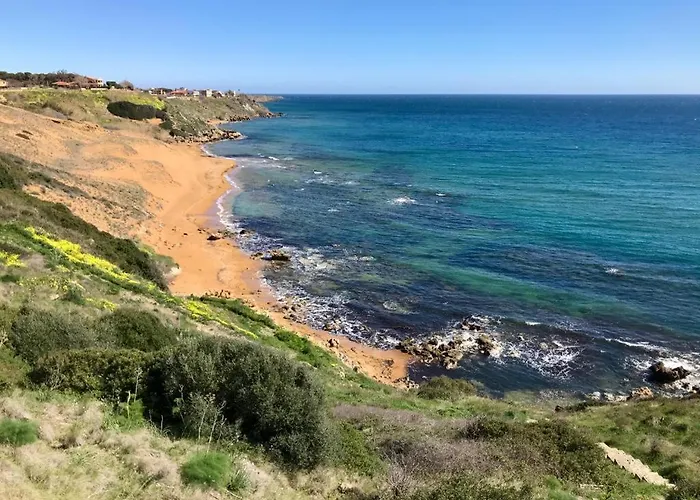 Casa Indipendente Con Accesso Diretto Al Mare *